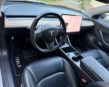 Черный Тесла Модель 3, объемом двигателя 0 л и пробегом 123 тыс. км за 18500 $, фото 14 на Automoto.ua