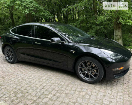 Черный Тесла Модель 3, объемом двигателя 0 л и пробегом 77 тыс. км за 19200 $, фото 9 на Automoto.ua