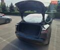 Черный Тесла Модель 3, объемом двигателя 0 л и пробегом 158 тыс. км за 14700 $, фото 5 на Automoto.ua