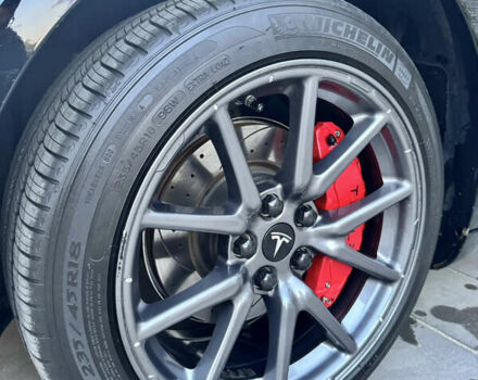 Черный Тесла Модель 3, объемом двигателя 0 л и пробегом 142 тыс. км за 15500 $, фото 2 на Automoto.ua