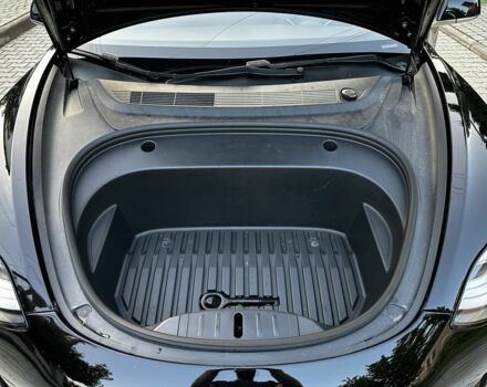 Чорний Тесла Модель 3, об'ємом двигуна 0 л та пробігом 176 тис. км за 15850 $, фото 11 на Automoto.ua