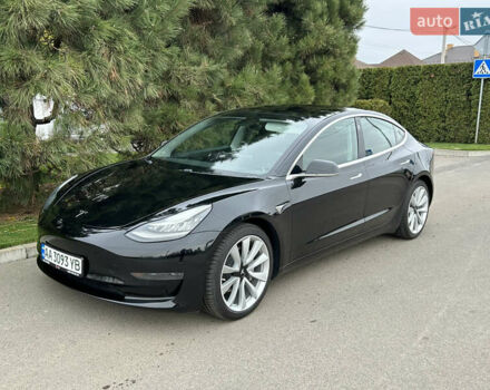 Черный Тесла Модель 3, объемом двигателя 0 л и пробегом 68 тыс. км за 17300 $, фото 20 на Automoto.ua