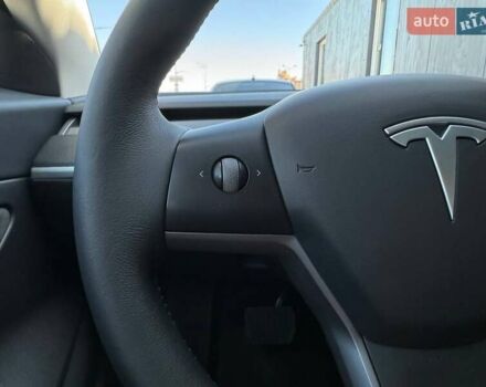 Черный Тесла Модель 3, объемом двигателя 0 л и пробегом 89 тыс. км за 15990 $, фото 16 на Automoto.ua