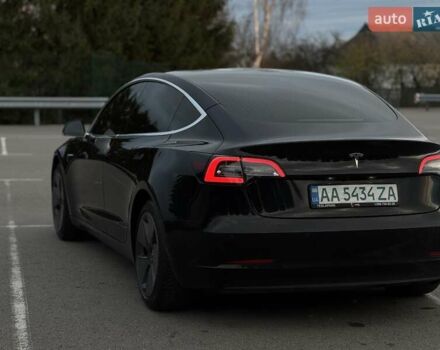Тесла Модель 3 2020 у Києві на Automoto.ua Чорний Тесла Модель 3, об'ємом двигуна 0 л та пробігом 74 тис. км за 19000 $, фото 3 на Automoto.ua