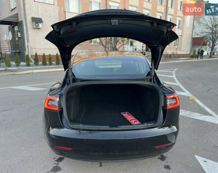 Черный Тесла Модель 3, объемом двигателя 0 л и пробегом 150 тыс. км за 18500 $, фото 55 на Automoto.ua