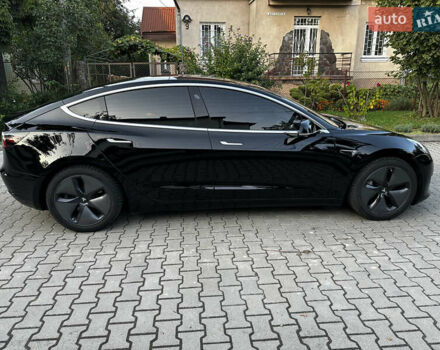 Тесла Модель 3 2020 у Львові на Automoto.ua Чорний Тесла Модель 3, об'ємом двигуна 0 л та пробігом 176 тис. км за 15499 $, фото 6 на Automoto.ua