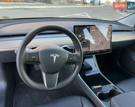 Черный Тесла Модель 3, объемом двигателя 0 л и пробегом 150 тыс. км за 18500 $, фото 39 на Automoto.ua