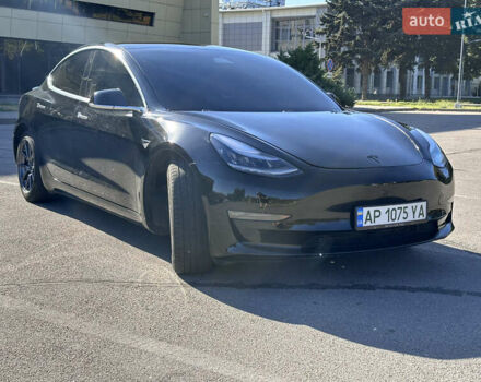 Черный Тесла Модель 3, объемом двигателя 0 л и пробегом 62 тыс. км за 19900 $, фото 13 на Automoto.ua