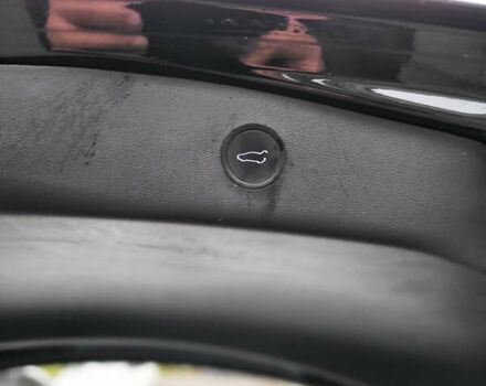 Черный Тесла Модель 3, объемом двигателя 0 л и пробегом 250 тыс. км за 17499 $, фото 12 на Automoto.ua