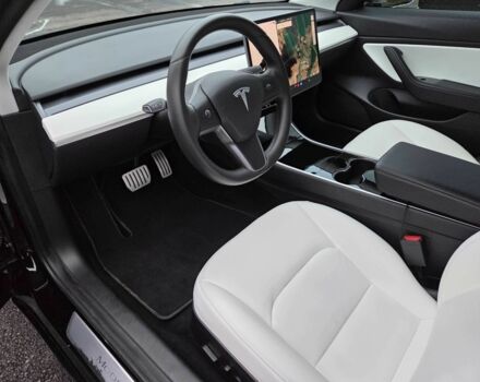 Чорний Тесла Модель 3, об'ємом двигуна 0 л та пробігом 91 тис. км за 20900 $, фото 20 на Automoto.ua