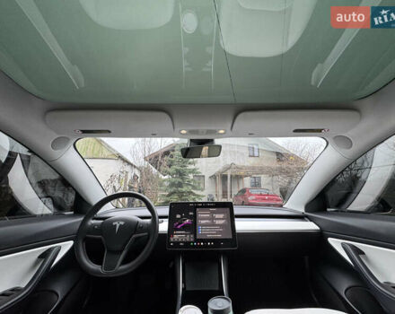 Черный Тесла Модель 3, объемом двигателя 0 л и пробегом 76 тыс. км за 16900 $, фото 10 на Automoto.ua