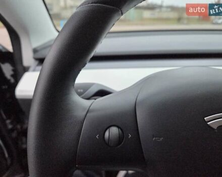 Чорний Тесла Модель 3, об'ємом двигуна 0 л та пробігом 91 тис. км за 21700 $, фото 47 на Automoto.ua