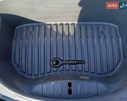 Чорний Тесла Модель 3, об'ємом двигуна 0 л та пробігом 189 тис. км за 14200 $, фото 1 на Automoto.ua