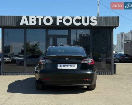 Черный Тесла Модель 3, объемом двигателя 0 л и пробегом 89 тыс. км за 15990 $, фото 5 на Automoto.ua