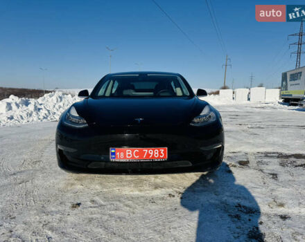 Чорний Тесла Модель 3, об'ємом двигуна 0 л та пробігом 197 тис. км за 14800 $, фото 2 на Automoto.ua