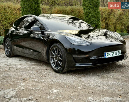 Чорний Тесла Модель 3, об'ємом двигуна 0 л та пробігом 100 тис. км за 15500 $, фото 8 на Automoto.ua