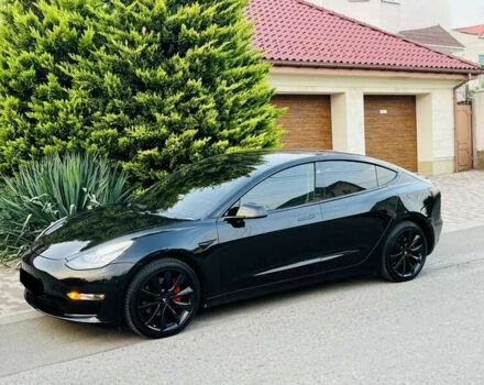 Тесла Модель 3 2020 у Києві на Automoto.ua Чорний Тесла Модель 3, об'ємом двигуна 0 л та пробігом 54 тис. км за 14999 $, фото 2 на Automoto.ua