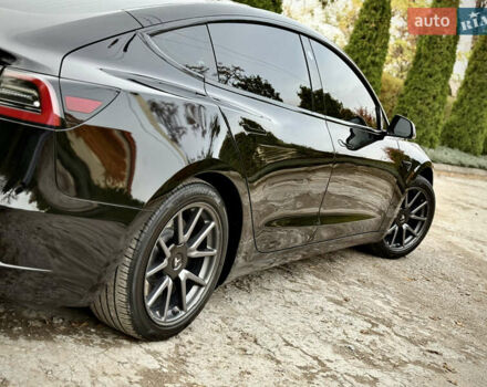 Чорний Тесла Модель 3, об'ємом двигуна 0 л та пробігом 100 тис. км за 15500 $, фото 21 на Automoto.ua