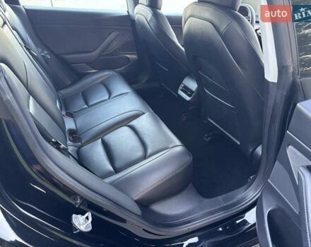 Чорний Тесла Модель 3, об'ємом двигуна 0 л та пробігом 120 тис. км за 15999 $, фото 3 на Automoto.ua