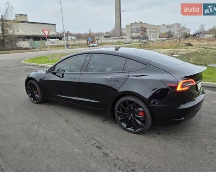 Чорний Тесла Модель 3, об'ємом двигуна 0 л та пробігом 91 тис. км за 21700 $, фото 14 на Automoto.ua