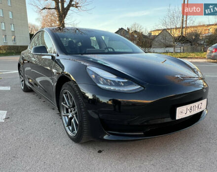 Черный Тесла Модель 3, объемом двигателя 0 л и пробегом 150 тыс. км за 18500 $, фото 12 на Automoto.ua