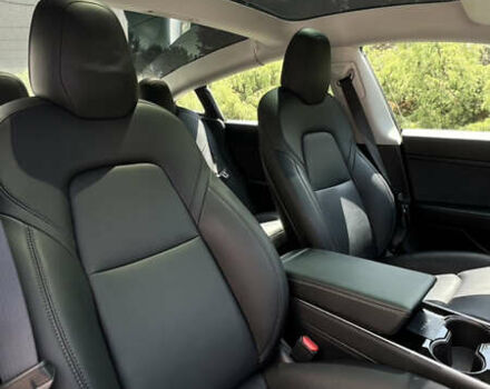 Тесла Модель 3 2020 у Івано-Франківську на Automoto.ua Чорний Тесла Модель 3, об'ємом двигуна 0 л та пробігом 25 тис. км за 18850 $, фото 22 на Automoto.ua