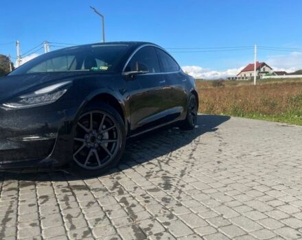 Чорний Тесла Модель 3, об'ємом двигуна 0 л та пробігом 180 тис. км за 17300 $, фото 2 на Automoto.ua