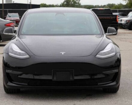 Тесла Модель 3 2020 у Києві на Automoto.ua Чорний Тесла Модель 3, об'ємом двигуна 0 л та пробігом 36 тис. км за 11700 $, фото 1 на Automoto.ua