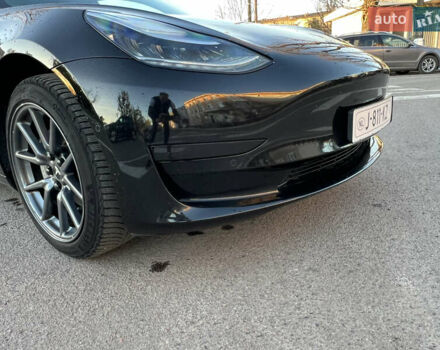 Черный Тесла Модель 3, объемом двигателя 0 л и пробегом 150 тыс. км за 18500 $, фото 28 на Automoto.ua