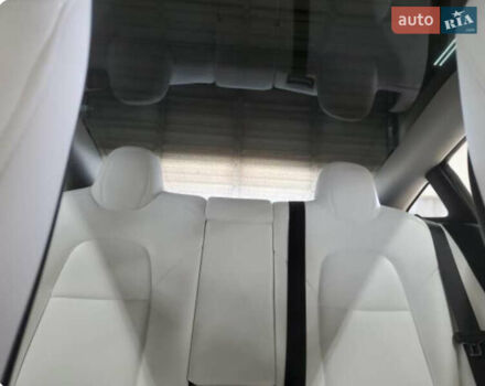 Чорний Тесла Модель 3, об'ємом двигуна 0 л та пробігом 77 тис. км за 18500 $, фото 8 на Automoto.ua