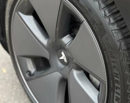 Тесла Модель 3 2020 у Києві на Automoto.ua Чорний Тесла Модель 3, об'ємом двигуна 0 л та пробігом 74 тис. км за 19000 $, фото 8 на Automoto.ua