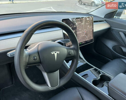 Черный Тесла Модель 3, объемом двигателя 0 л и пробегом 150 тыс. км за 18500 $, фото 40 на Automoto.ua