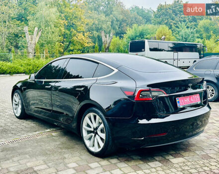 Черный Тесла Модель 3, объемом двигателя 0 л и пробегом 99 тыс. км за 17900 $, фото 4 на Automoto.ua