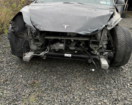 Чорний Тесла Модель 3, об'ємом двигуна 0 л та пробігом 95 тис. км за 10700 $, фото 4 на Automoto.ua