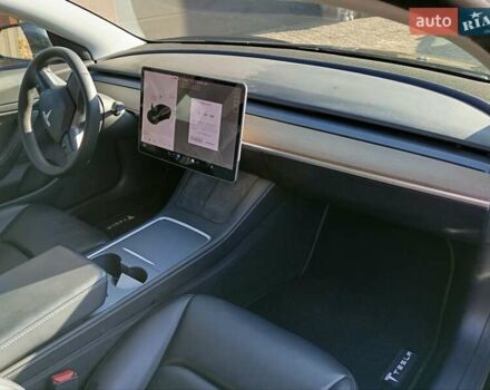 Чорний Тесла Модель 3, об'ємом двигуна 0 л та пробігом 189 тис. км за 14200 $, фото 16 на Automoto.ua