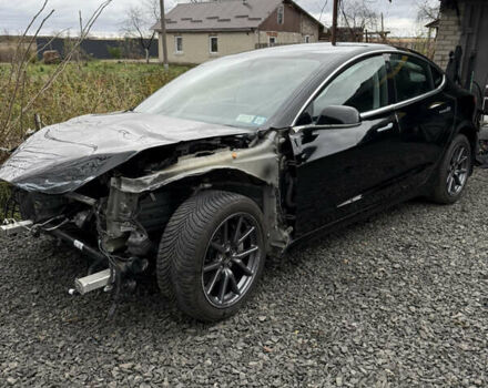 Чорний Тесла Модель 3, об'ємом двигуна 0 л та пробігом 95 тис. км за 10700 $, фото 1 на Automoto.ua