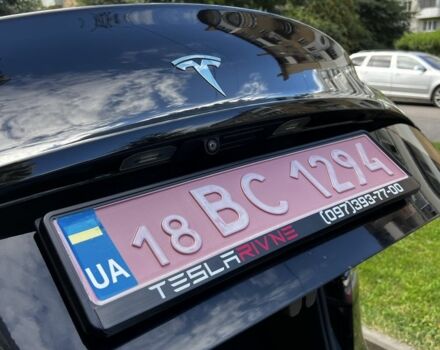 Чорний Тесла Модель 3, об'ємом двигуна 0 л та пробігом 159 тис. км за 15031 $, фото 7 на Automoto.ua