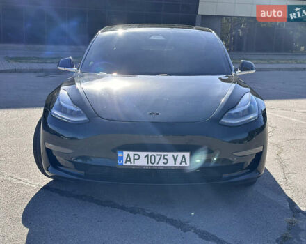 Черный Тесла Модель 3, объемом двигателя 0 л и пробегом 62 тыс. км за 19900 $, фото 2 на Automoto.ua