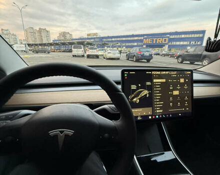 Тесла Модель 3 2020 в Киеве на Automoto.ua Черный Тесла Модель 3, объемом двигателя 0 л и пробегом 381 тыс. км за 14000 $, фото 5 на Automoto.ua