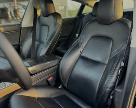 Чорний Тесла Модель 3, об'ємом двигуна 0 л та пробігом 180 тис. км за 18000 $, фото 13 на Automoto.ua