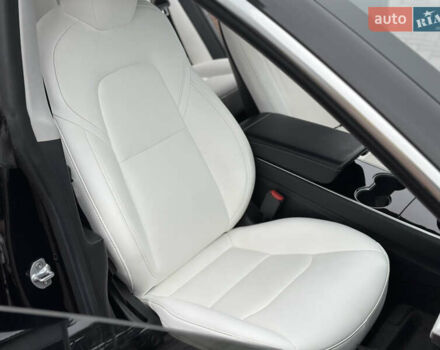 Черный Тесла Модель 3, объемом двигателя 0 л и пробегом 119 тыс. км за 15200 $, фото 23 на Automoto.ua