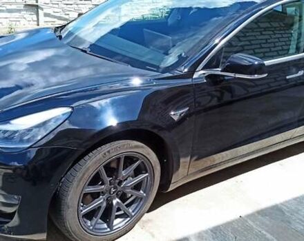 Чорний Тесла Модель 3, об'ємом двигуна 0 л та пробігом 52 тис. км за 17900 $, фото 2 на Automoto.ua
