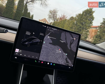 Чорний Тесла Модель 3, об'ємом двигуна 0 л та пробігом 100 тис. км за 15500 $, фото 48 на Automoto.ua