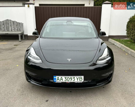 Черный Тесла Модель 3, объемом двигателя 0 л и пробегом 68 тыс. км за 17300 $, фото 7 на Automoto.ua