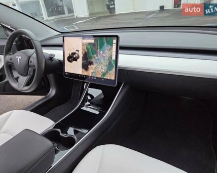 Чорний Тесла Модель 3, об'ємом двигуна 0 л та пробігом 91 тис. км за 21700 $, фото 36 на Automoto.ua
