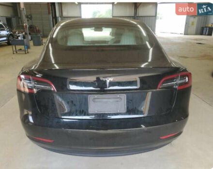 Чорний Тесла Модель 3, об'ємом двигуна 0 л та пробігом 77 тис. км за 18500 $, фото 7 на Automoto.ua