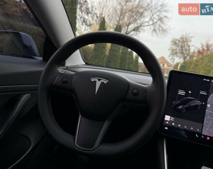 Чорний Тесла Модель 3, об'ємом двигуна 0 л та пробігом 100 тис. км за 15500 $, фото 50 на Automoto.ua