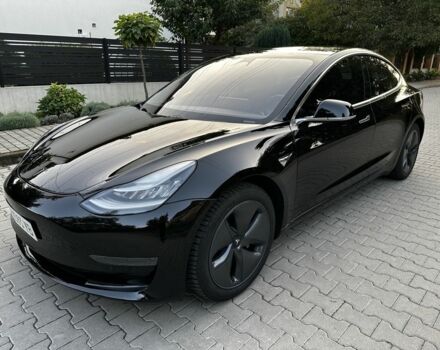 Чорний Тесла Модель 3, об'ємом двигуна 0 л та пробігом 176 тис. км за 15850 $, фото 1 на Automoto.ua