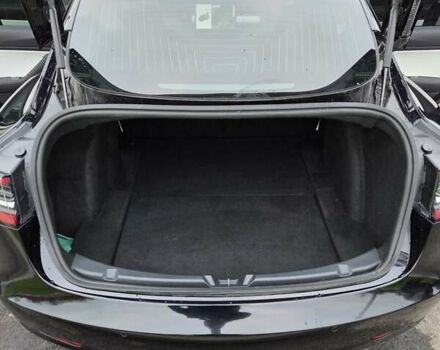 Чорний Тесла Модель 3, об'ємом двигуна 0 л та пробігом 91 тис. км за 21700 $, фото 43 на Automoto.ua