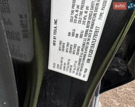 Черный Тесла Модель 3, объемом двигателя 0 л и пробегом 76 тыс. км за 16900 $, фото 6 на Automoto.ua